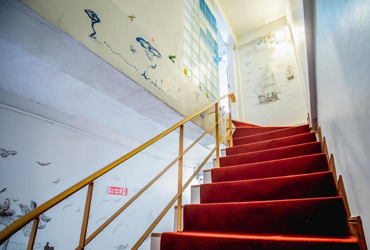 Menulis Coolly House Patong住宿加早餐旅馆 外观 照片